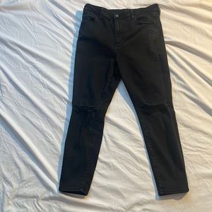 American Eagle Black Skinny Jeans